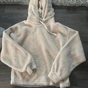 Women’s Fuzzy Pullover/ Hoodie
